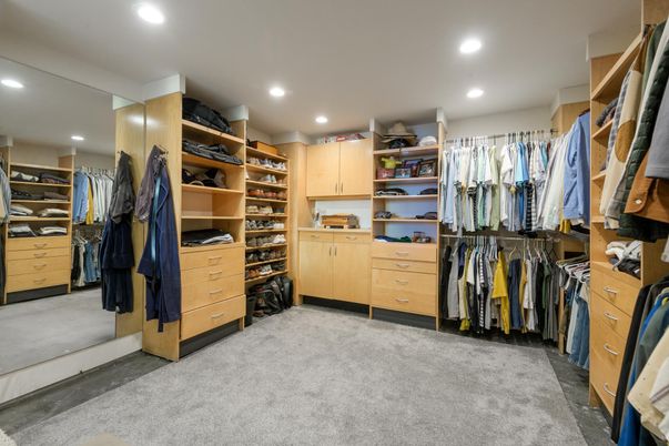 Interior, Recessed Lighting, Walk-in Closets