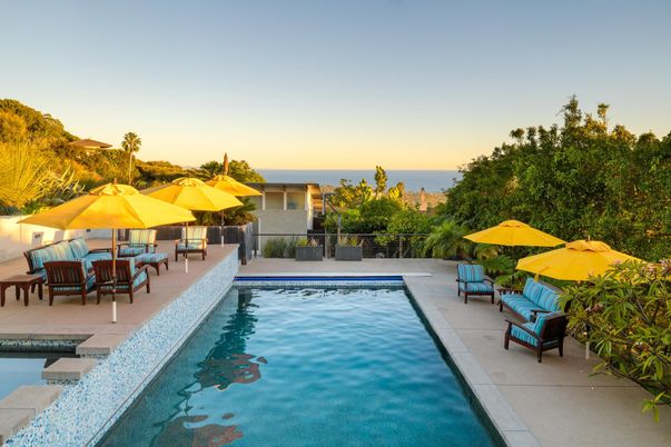 Exterior, Pool, Water