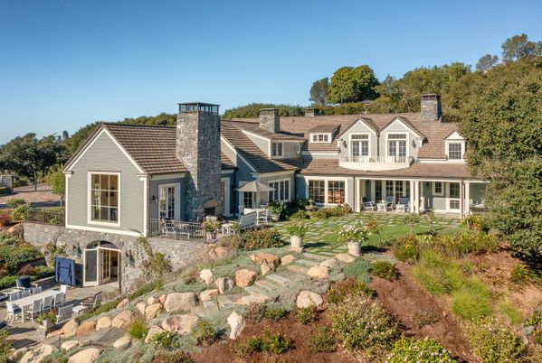 Backyard, Exterior, Facade, Farmhouse