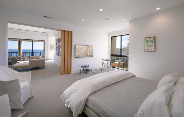 Bedroom, Interior, Recessed Lighting, Water