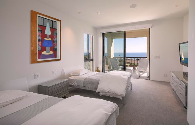 Bedroom, Interior, Recessed Lighting, Water