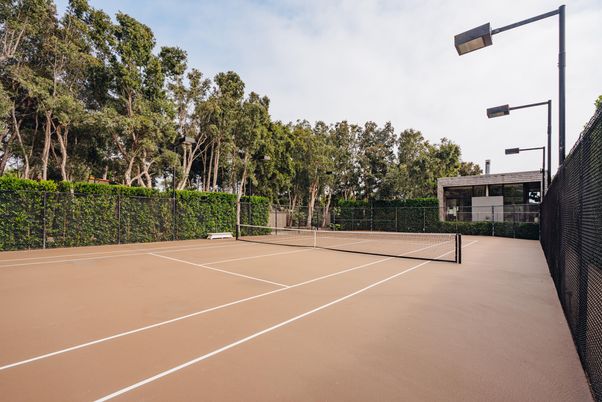 Exterior, Tennis Courts