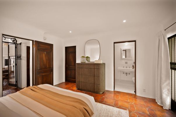 Bathroom, Bedroom, Interior, Recessed Lighting