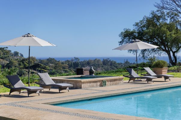 Exterior, Pool, Water
