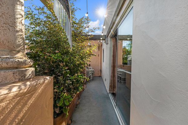 Exterior, Pendant Lights