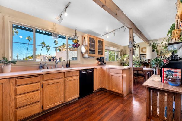 Dining room, Interior, Kitchen, Pendant Lights, Wooden Beams, Wood Texture Flooring