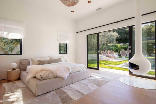 Bedroom, Fireplace, Interior, Recessed Lighting, Wood Texture Flooring