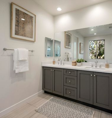 Bathroom, Dual Sink Vanities, Interior, Recessed Lighting
