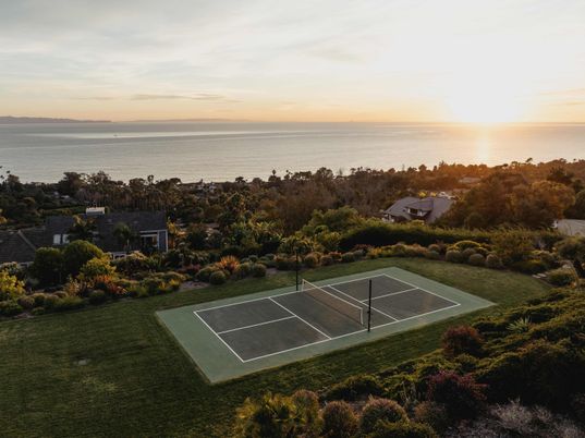 Exterior, Tennis Courts, Water