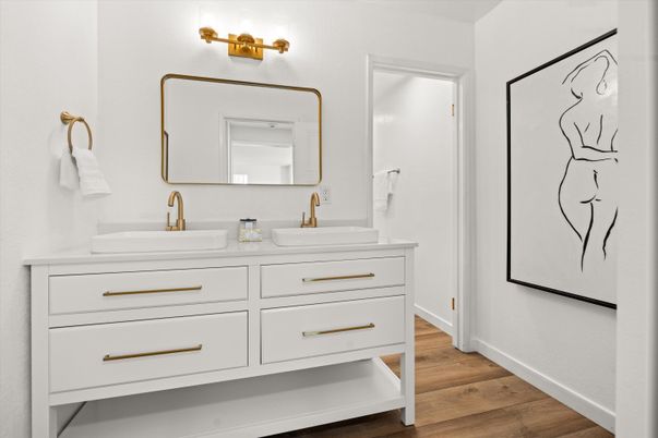 Bathroom, Dual Sink Vanities, Interior, Wood Texture Flooring