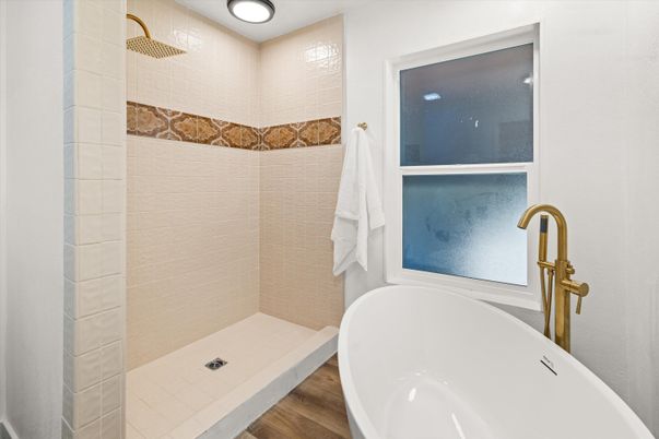 Bathroom, Free Standing Baths, Interior, Recessed Lighting, Wood Texture Flooring