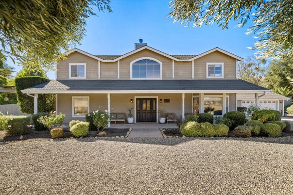Exterior, Facade, American Craftsman