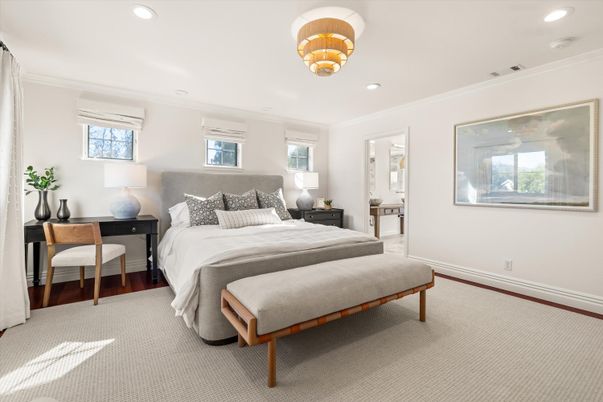 Bedroom, Chandelier, Interior, Recessed Lighting
