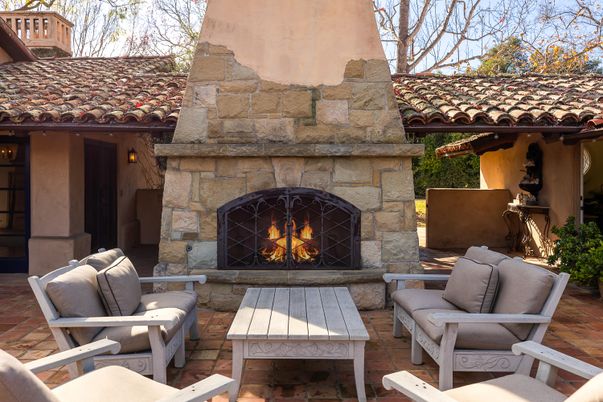 Exterior, Fireplace