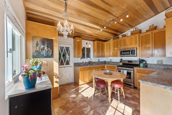 Chandelier, Interior, Kitchen, Stainless Steel Appliances, Wooden Ceilings