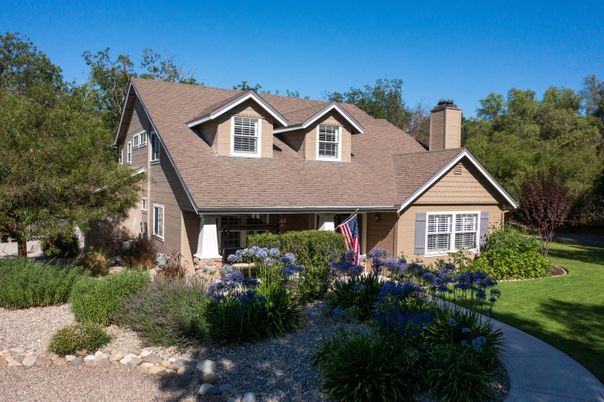 Exterior, Facade, Cape Cod
