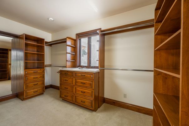 Interior, Walk-in Closets