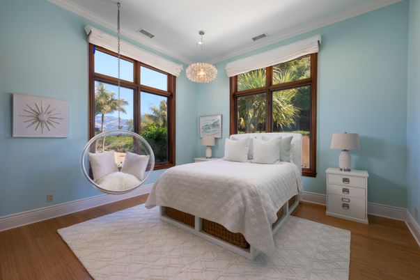 Bedroom, Interior, Pendant Lights, Wood Texture Flooring