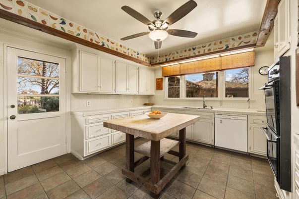 Interior, Kitchen