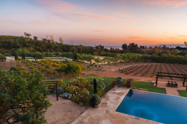 Exterior, Pool, Water