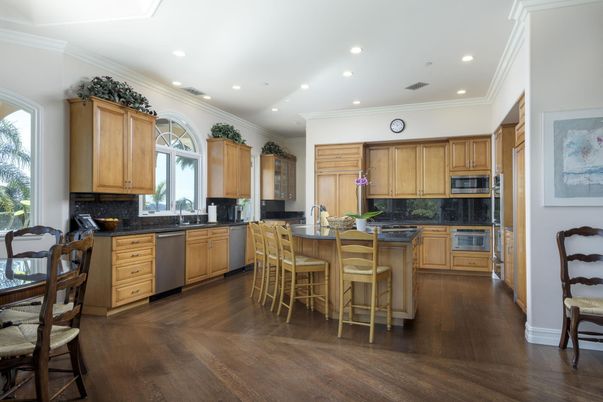 Dining room, Interior, Kitchen, Recessed Lighting, Stainless Steel Appliances, Wood Texture Flooring