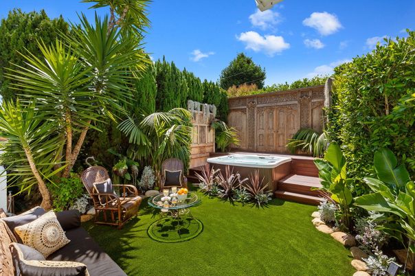 Backyard, Exterior, Hot Tub