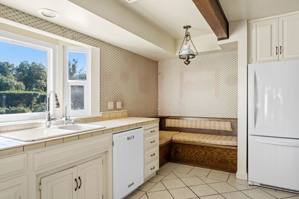 Interior, Kitchen, Tile Countertops