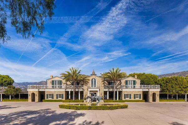Backyard, Exterior, Facade, French Provincial