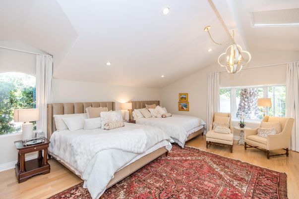 Bedroom, Interior, Pendant Lights, Recessed Lighting, Wood Texture Flooring