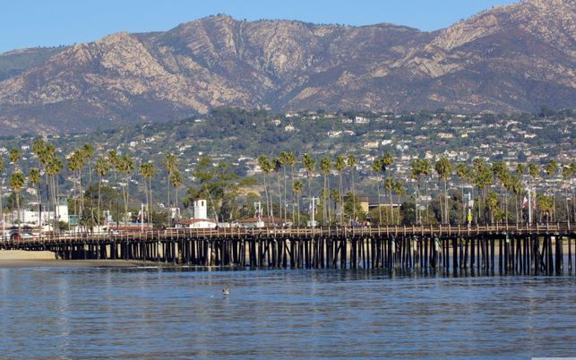 Exterior, Lake