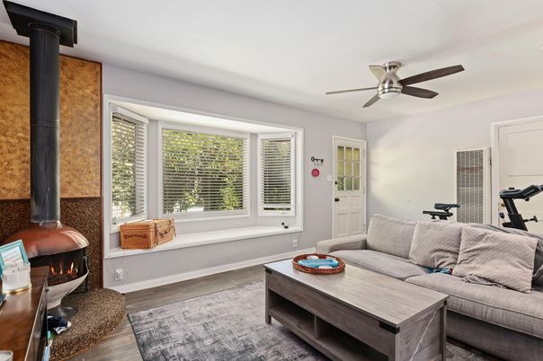 Fireplace, Fitness Equipment, Interior, Living room, Wood Texture Flooring