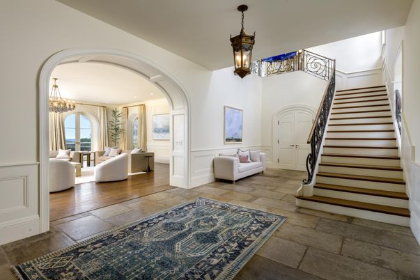 Chandelier, Interior, Living room, Recessed Lighting, Wood Texture Flooring