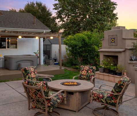 Exterior, Hot Tub