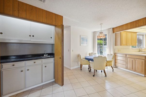 Dining room, Interior, Kitchen, Pendant Lights