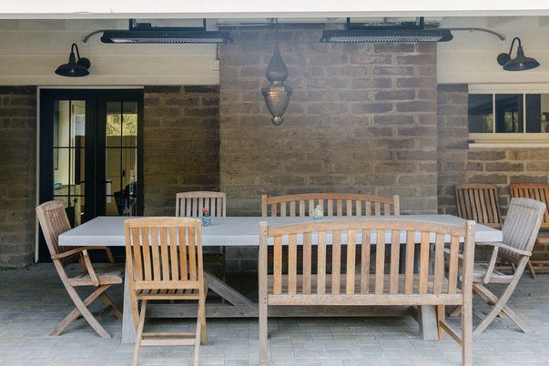 Dining room, Exterior