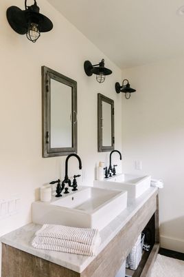 Bathroom, Dual Sink Vanities, Interior