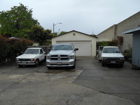 Detached Garage, Exterior