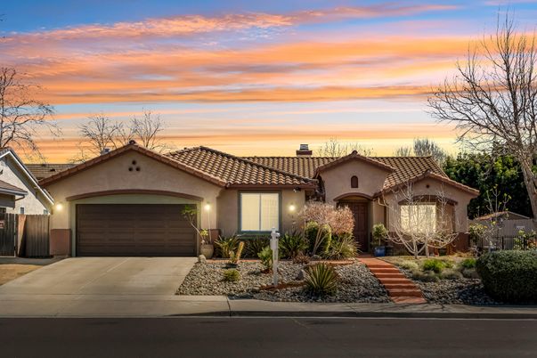 Attached, Exterior, Facade, Spanish Mediterranean