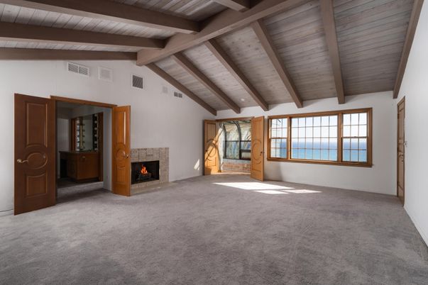 Empty room, Fireplace, Interior, Wooden Beams, Wooden Ceilings