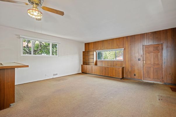 Empty room, Interior, Wooden Walls
