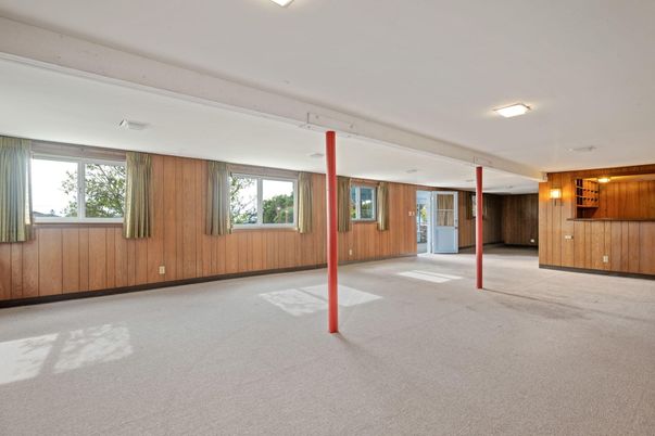 Empty room, Interior, Wooden Walls