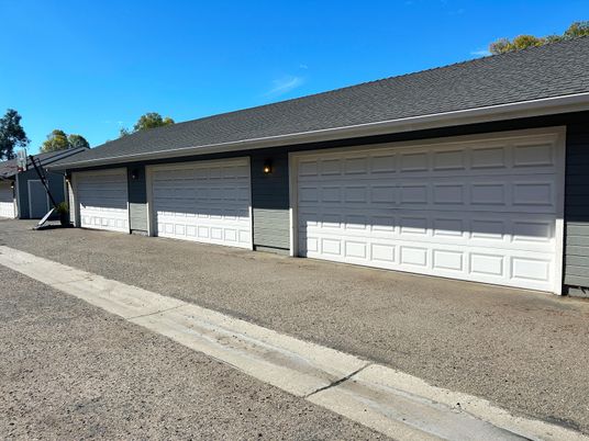 Detached Garage, Exterior