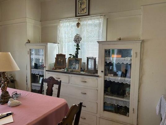 Dining room, Interior