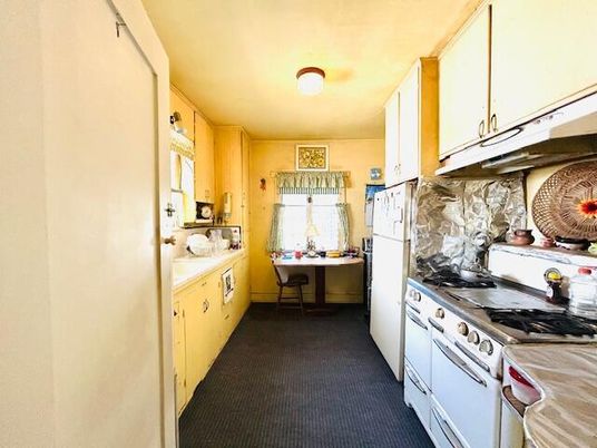 Interior, Kitchen