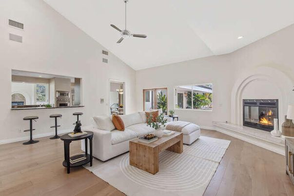 Fireplace, Interior, Living room, Recessed Lighting, Wood Texture Flooring