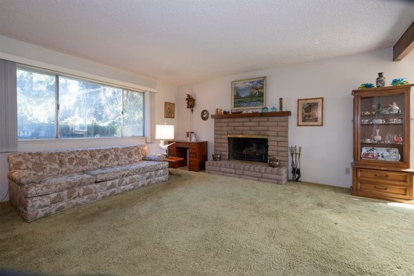 Fireplace, Interior, Wooden Beams