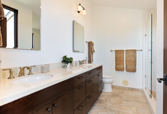 Bathroom, Dual Sink Vanities, Interior