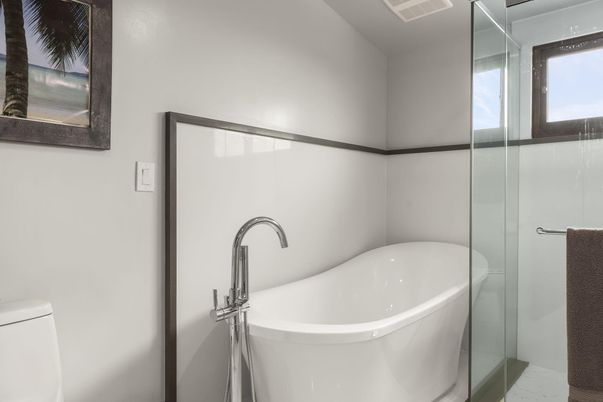 Bathroom, Free Standing Baths, Glass Shower, Interior