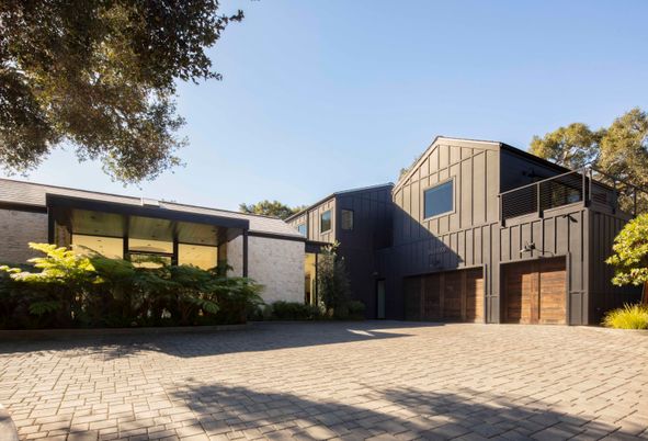 Attached, Exterior, Facade, Modern