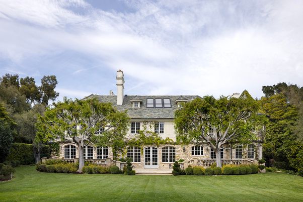 Backyard, Exterior, Facade, French Provincial